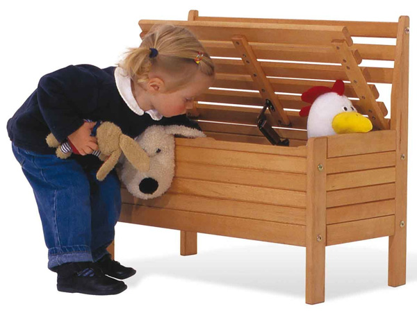 Bench with tidying up for toys